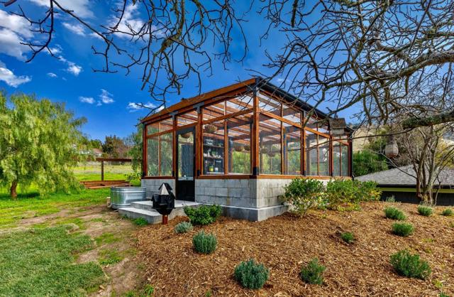 Image 40 of 55 For 17755 Corral Del Cielo Road