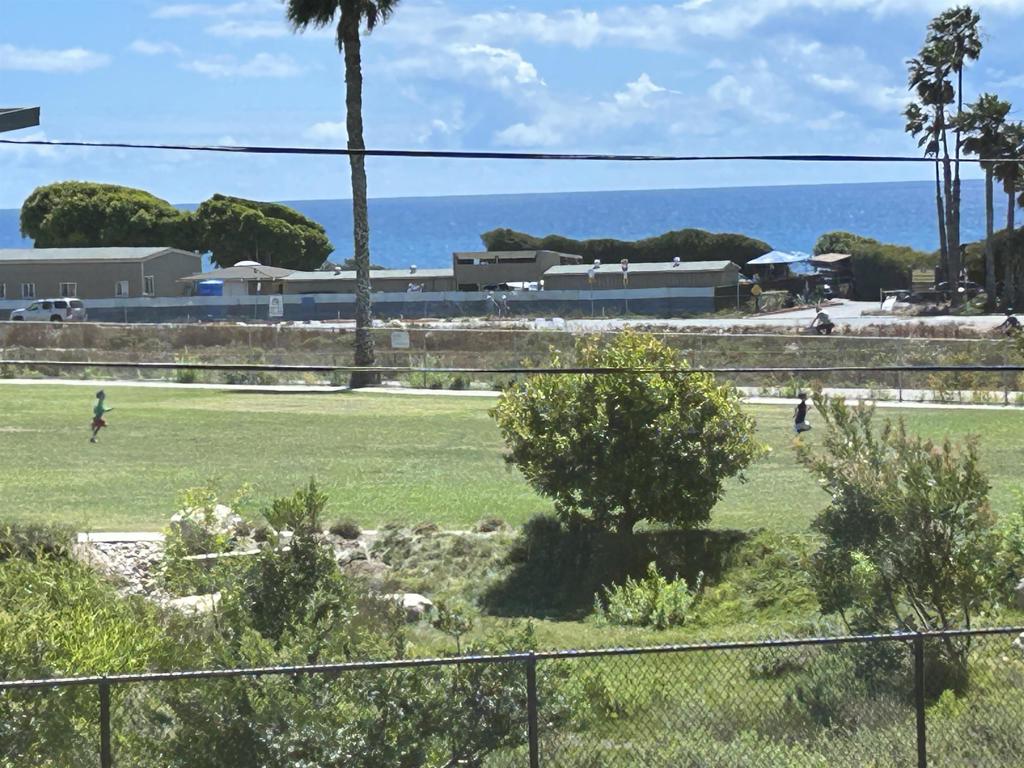 1841 Montgomery Cardiff By The Sea - photo 4