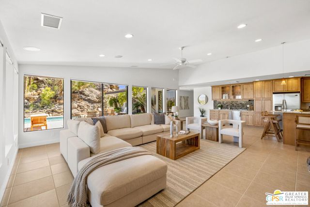 13 Cahuilla Hills Drive, Palm Springs CA: https://media.crmls.org/mediaz/0ed0ca6f-92e7-4fc4-81aa-9d2cb13e9f0a.jpg