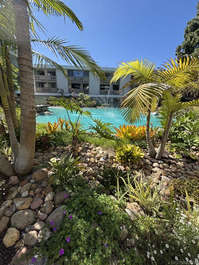 3098 Rue DOrleans #315