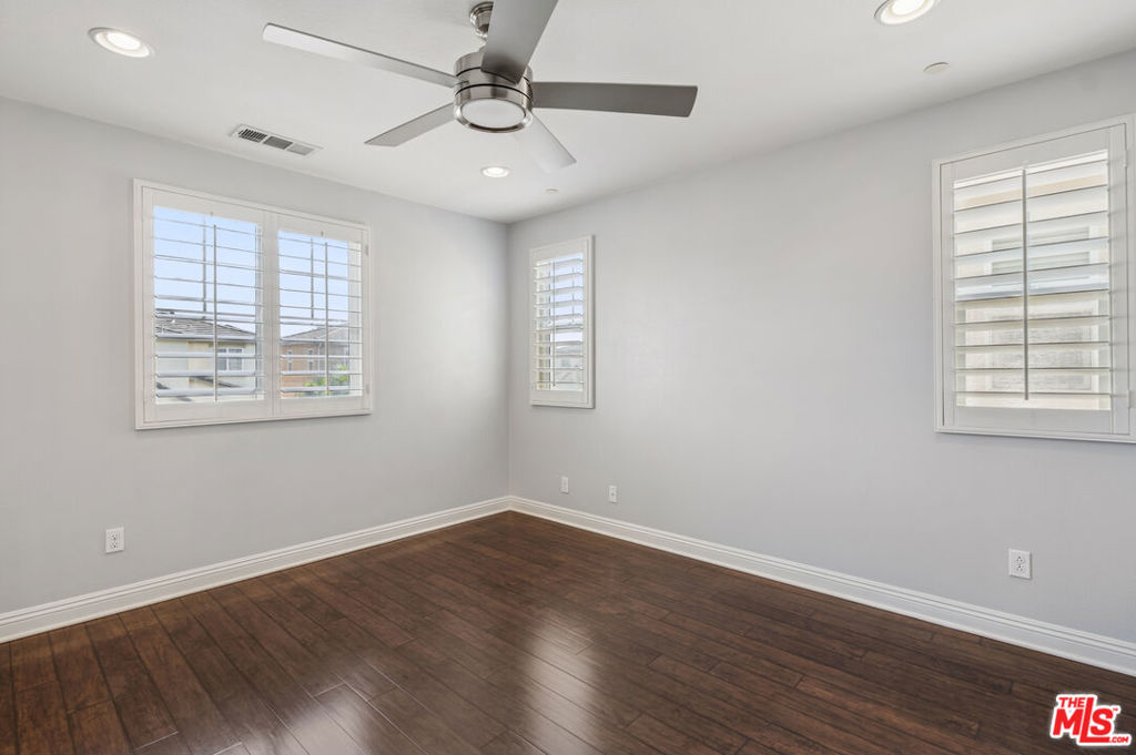 0ed13bdc D965 4353 Bdc9 Db015315ca18