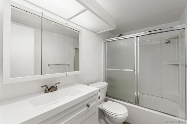 10794 Jeanne Ter, Santee CA: https://media.crmls.org/mediaz/0ed2121c-5200-4670-9077-ffbf764ddd89.jpg