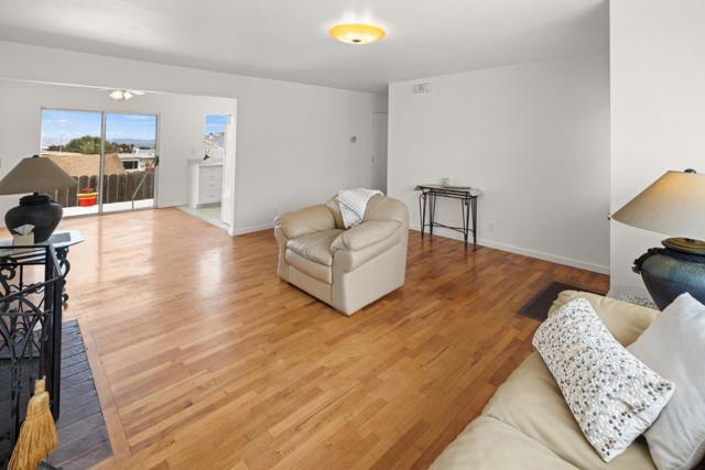 1609 Soto Street, Seaside CA: https://media.crmls.org/mediaz/0ed3454c-7ced-454c-8f60-7b8f76dbf5c6.jpg