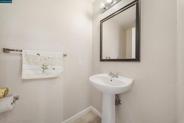 Image 47 of 60 For 34 Elmwood Dr