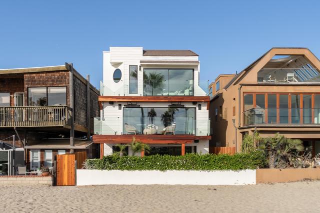 2623 Ocean Front Walk, San Diego CA: https://media.crmls.org/mediaz/0ed40bb9-7b82-4cd6-be54-e48c943aed87.jpg