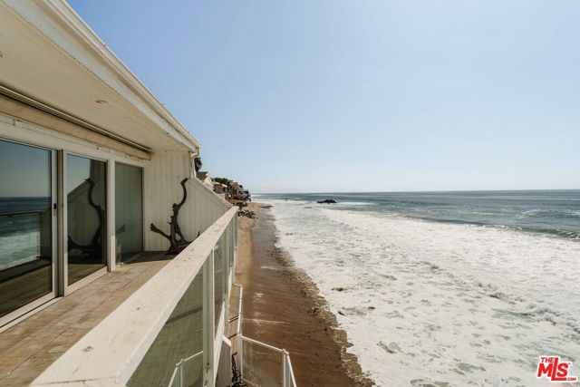 25124 Malibu Road photo 17