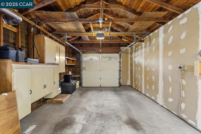 16080 Via Del Sol, San Lorenzo CA: https://media.crmls.org/mediaz/0ed47120-66f7-4576-b7fc-3895b0d3146f.jpg