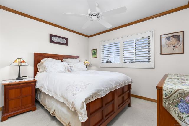 5353 Westknoll Dr, San Diego CA: https://media.crmls.org/mediaz/0ed4d6e4-5fec-4bec-bf7c-5e3e24af16c6.jpg