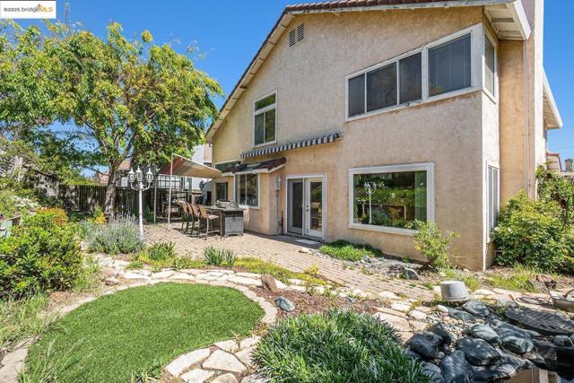 4606 Arabian WAY, Antioch CA: https://media.crmls.org/mediaz/0ed58532-145e-434c-8f2d-5105cb2e78fa.jpg