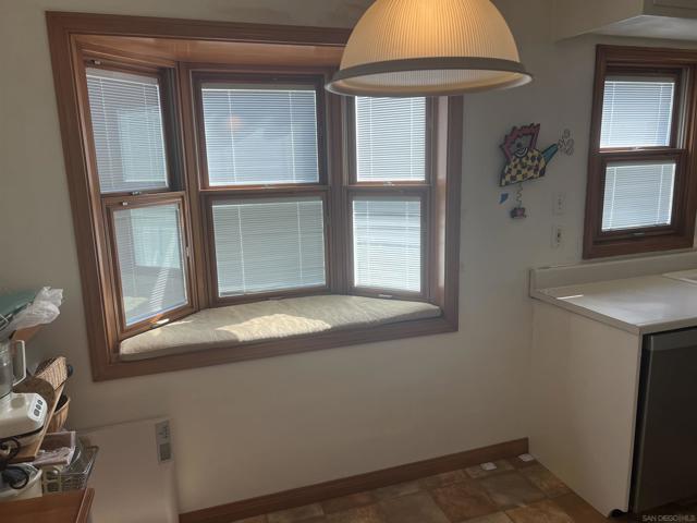 4866 Sussex Drive, San Diego CA: https://media.crmls.org/mediaz/0ed639a4-b241-458c-bba7-f0508f6d855d.jpg