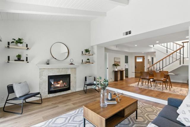 588 Marlin Court, Redwood City CA: https://media.crmls.org/mediaz/0ed65f8a-3d0f-4744-aa9b-af5f4f28276b.jpg
