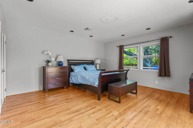 664 Monterey Road, South Pasadena CA: https://media.crmls.org/mediaz/0ed6de4d-2997-4558-ba9e-fb4cd6925e79.jpg