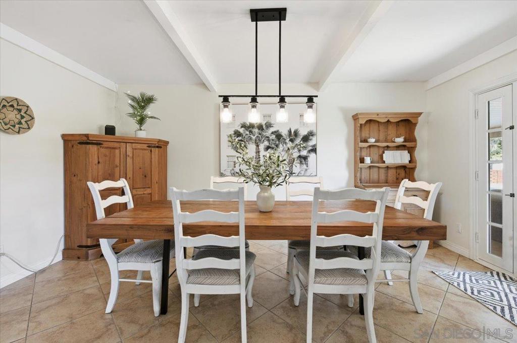 14270 Hacienda - photo 8