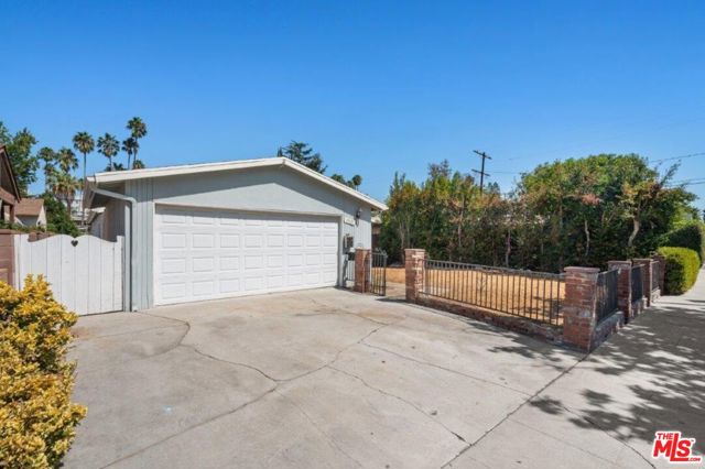 15121 Lemay Street photo 3