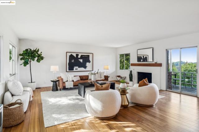 1025 Creston Rd, Berkeley CA: https://media.crmls.org/mediaz/0ed8df59-1b41-45a6-915b-468778107e73.jpg