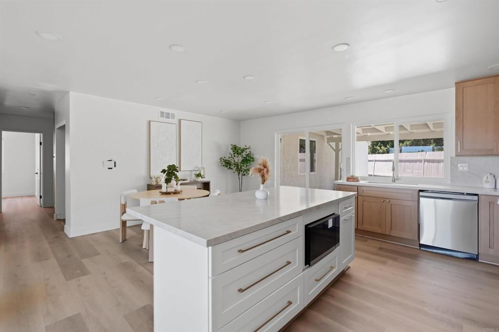 8060 Chalet Place - photo 15