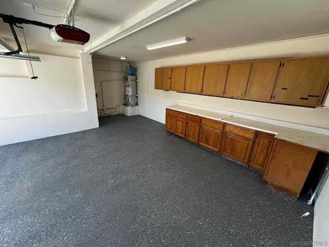 11524 Azucena Dr, San Diego CA: https://media.crmls.org/mediaz/0ed98344-7645-4826-84a2-2609d669a633.jpg