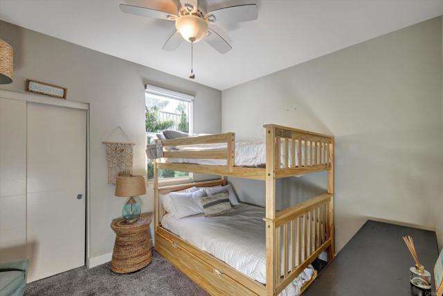 1570 Vista Del Mar Way, Oceanside CA: https://media.crmls.org/mediaz/0ed99f8a-80e4-4960-937e-d7057441ec50.jpg