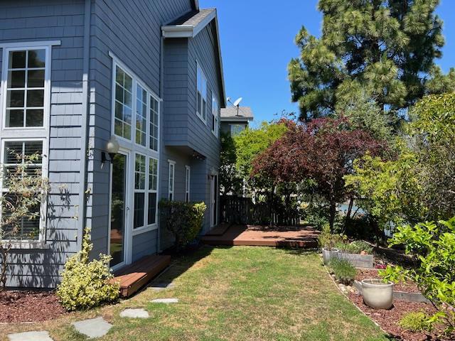 63 WATERSIDE Circle, Redwood City CA: https://media.crmls.org/mediaz/0eda4a13-4abb-4626-af91-3f13860620d5.jpg