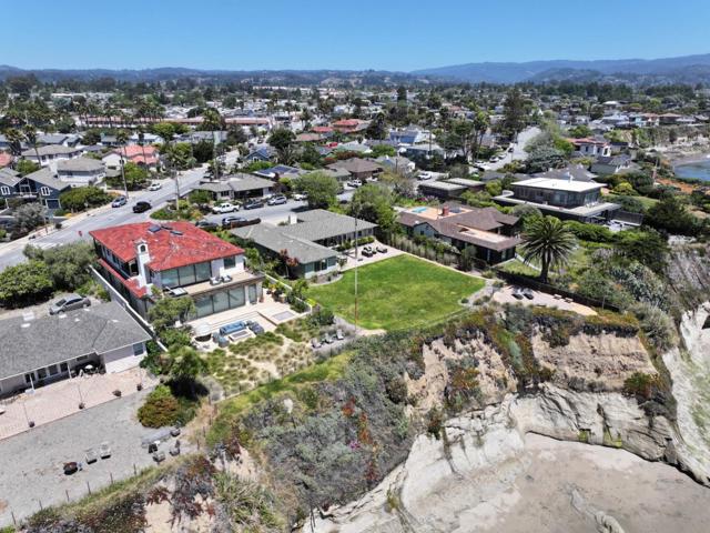 4120 Opal Cliff Drive, Santa Cruz CA: https://media.crmls.org/mediaz/0edb8413-78dd-4e8e-8d56-9e07dbf8301f.jpg