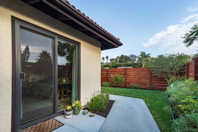 6732 Antilope St, Carlsbad CA: https://media.crmls.org/mediaz/0edc5bbb-0c02-4c51-8c15-97fa9cddb82a.jpg