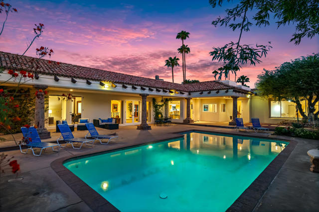 835 N Avenida Palmas, Palm Springs, CA 92262