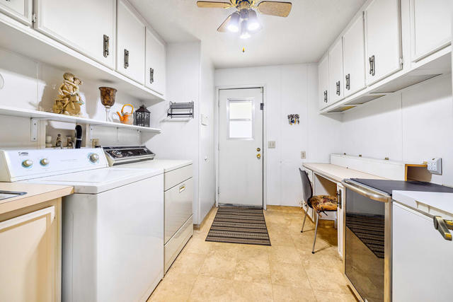 73470 Desert Greens N Drive, Palm Desert CA: https://media.crmls.org/mediaz/0edd14cb-c3dd-45da-ad2b-cf4bf05239c1.jpg