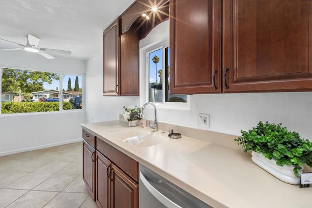 1745 Acorn St, Escondido CA: https://media.crmls.org/mediaz/0edfde60-f81b-4be6-824c-f1e281a6a2de.jpg