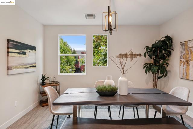 1405 Wood Street, Oakland CA: https://media.crmls.org/mediaz/0ee17159-dea3-44a7-a08c-cd5dc296d89e.jpg