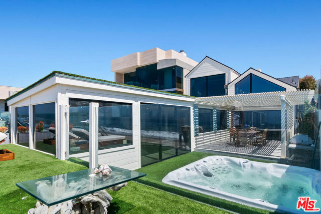 Image 8 of 13 For 23356 Malibu Colony Road