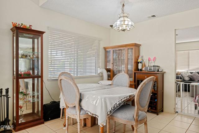 MLS #V1-32949 image #5