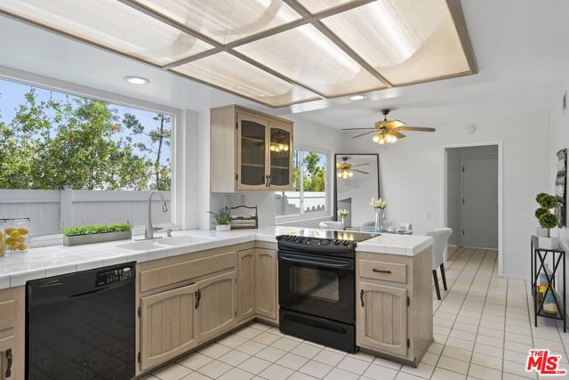 26741 Nokomis Road, Rancho Palos Verdes, California 90275, 4 Bedrooms Bedrooms, ,3 BathroomsBathrooms,Residential,Sold,Nokomis,22199811