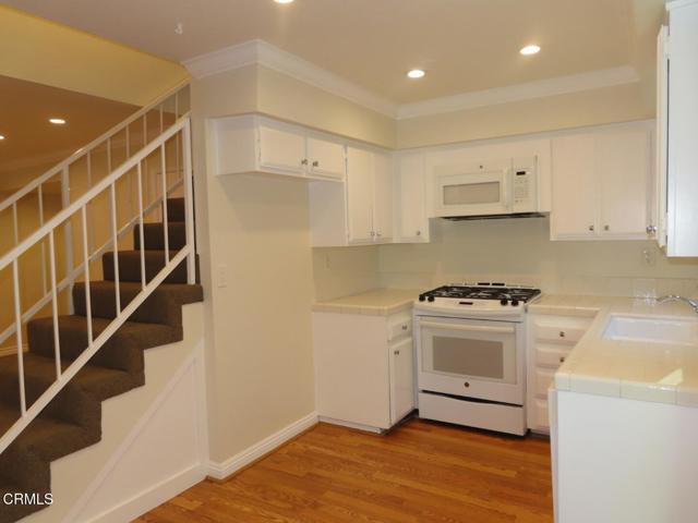 808 Magnolia Avenue, Pasadena CA: https://media.crmls.org/mediaz/0ee33f6f-9a22-4012-b54e-3c96565464a5.jpg
