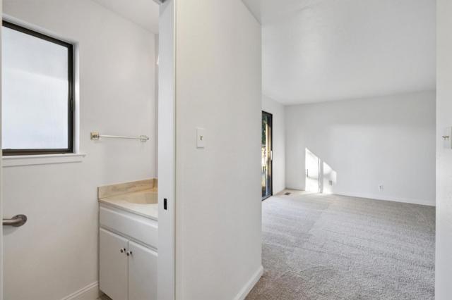 754 Vasques Drive, Half Moon Bay CA: https://media.crmls.org/mediaz/0ee38d69-d1d6-4b65-9f6f-21f1f8e40bd4.jpg