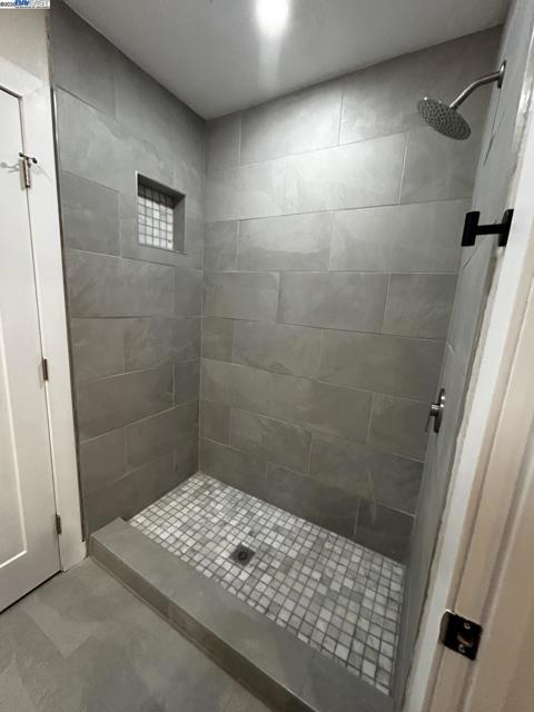 16871 Ross Lane, Huntington Beach CA: https://media.crmls.org/mediaz/0ee3a184-d47a-4a25-bcb4-b5e9c11e694e.jpg