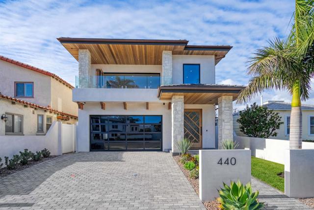 440 Pomona Avenue, Coronado CA: https://media.crmls.org/mediaz/0ee3f5ef-9933-4c8f-8842-81fe21b9845c.jpg