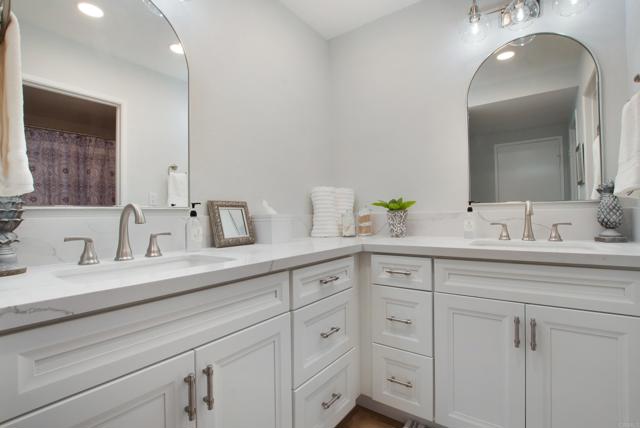 Detail Gallery Image 26 of 41 For 5 Montego, Coronado,  CA 92118 - 2 Beds | 2 Baths