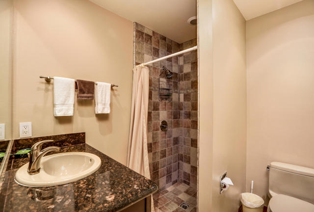 Image 13 of 28 For 79860 Fiesta Drive