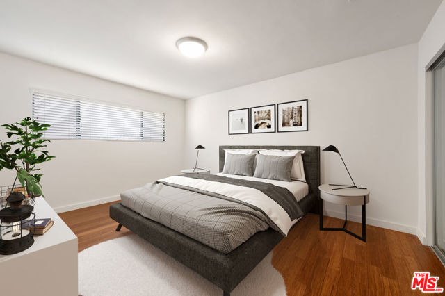 931 N ALFRED Street, Los Angeles CA: https://media.crmls.org/mediaz/0ee4c572-8aef-4e50-aecb-86427a7e120c.jpg