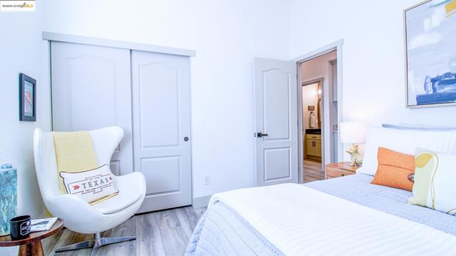 881 Inverness Ln, Brentwood CA: https://media.crmls.org/mediaz/0ee597f1-5ac9-4a15-800f-7b6c79607340.jpg