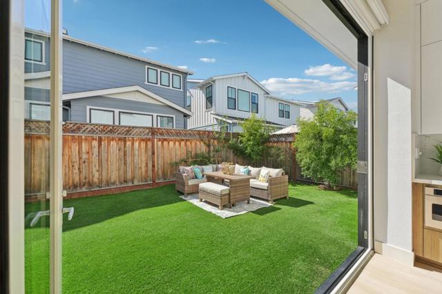 709 Vinemaple Terrace, Sunnyvale CA: https://media.crmls.org/mediaz/0ee7e070-03e3-4172-867f-f02ba7620d99.jpg