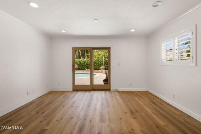 2607 Lander Court, Newbury Park CA: https://media.crmls.org/mediaz/0ee84b90-bdf6-4e8a-ba5b-bd01b26698ed.jpg