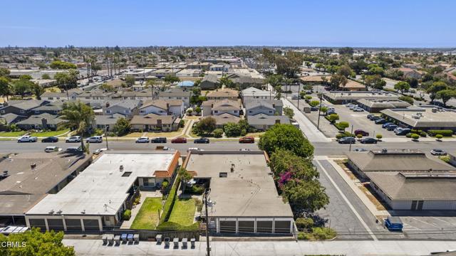 1401 Glenwood Drive, Oxnard CA: https://media.crmls.org/mediaz/0ee94cbf-37a3-431b-9433-4908bcd037a2.jpg