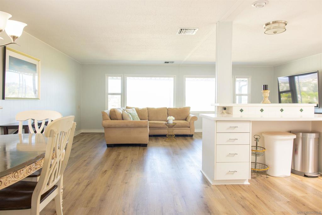 444 El Camino Real - photo 19