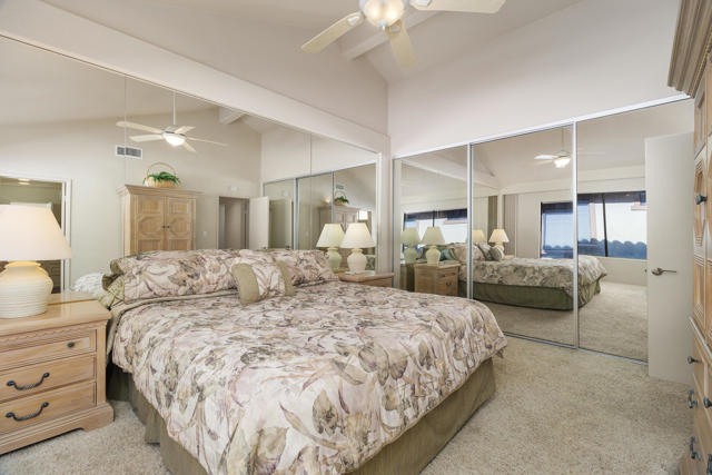 322 Villena Way, Palm Desert CA: https://media.crmls.org/mediaz/0eec1961-638d-47fb-ac54-f17d43d073e1.jpg