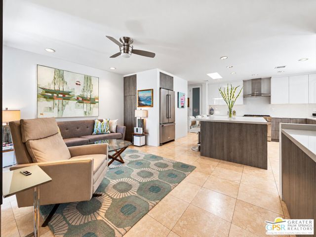 2653 S Calle Palo Fierro, Palm Springs, CA 92264