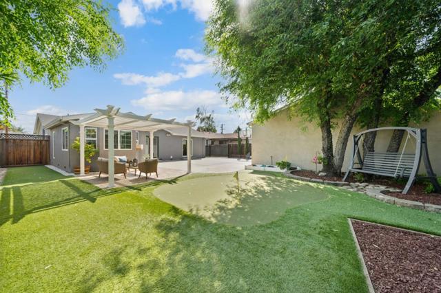 1173 Shamrock Drive, Campbell CA: https://media.crmls.org/mediaz/0eef1375-160e-49e5-b12a-afbc7f5508c6.jpg