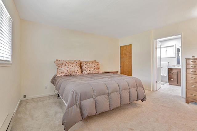 446 Semple Avenue, Aptos CA: https://media.crmls.org/mediaz/0eef3ba8-8576-4aad-a0b8-5aca386714c6.jpg