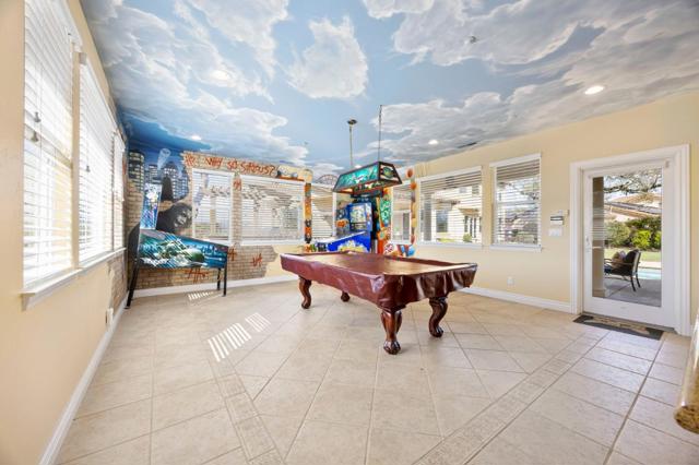 2342 Hoya Lane, Gilroy CA: https://media.crmls.org/mediaz/0eef5aab-e37f-4396-8b94-139776950e26.jpg