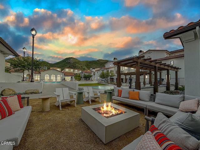 Detail Gallery Image 23 of 34 For 246 San Miguel Island Dr, Camarillo,  CA 93012 - 4 Beds | 2/1 Baths